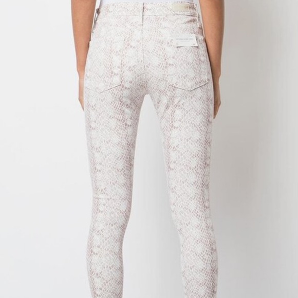 AG Adriano Goldschmied Animal Print Farrah Ivory Snakeskin Jeans - Picture 4 of 8